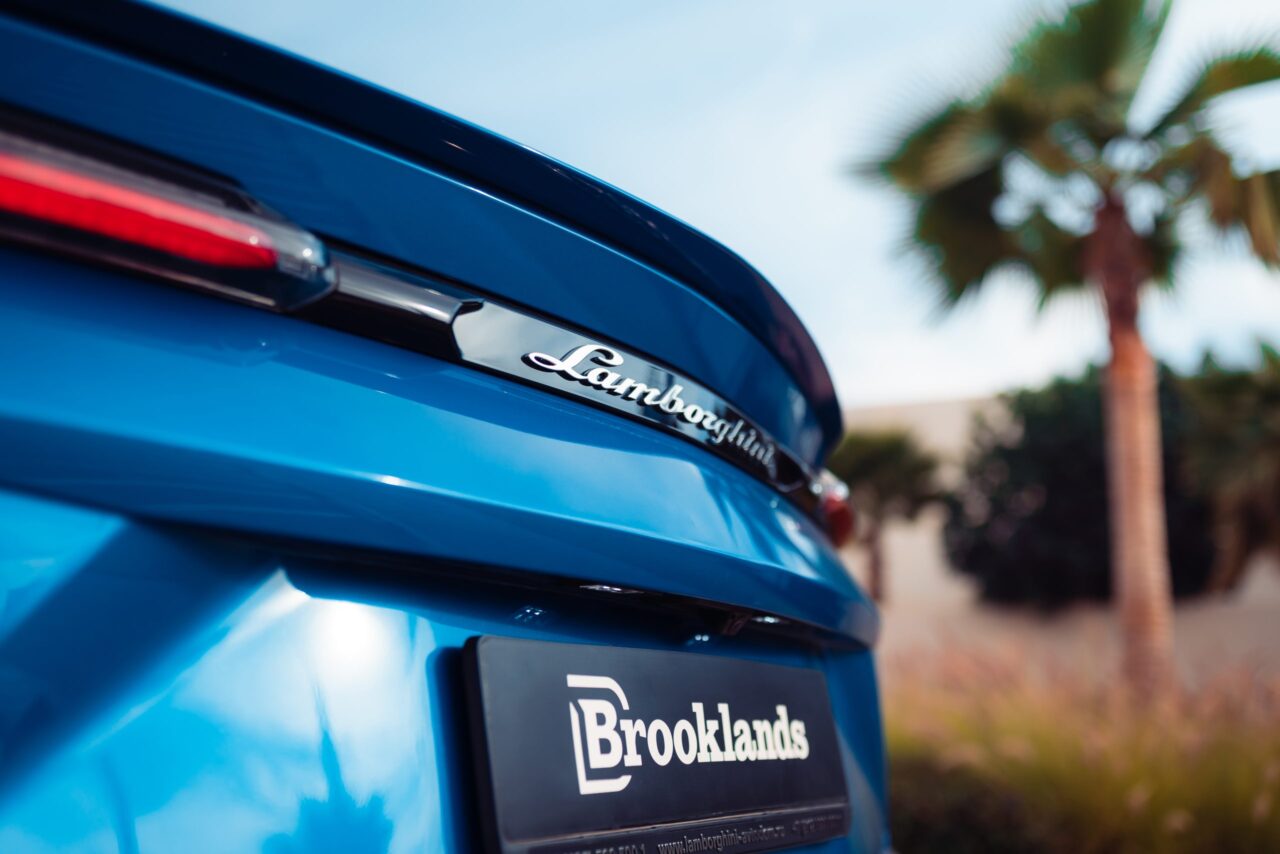 Lamborghini Urus Blue