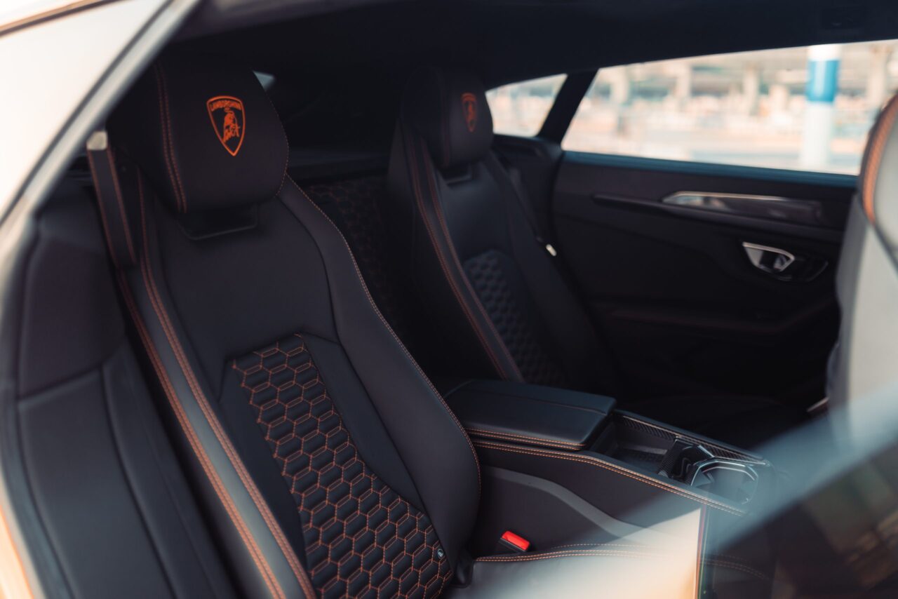 Lamborghini Urus Orange