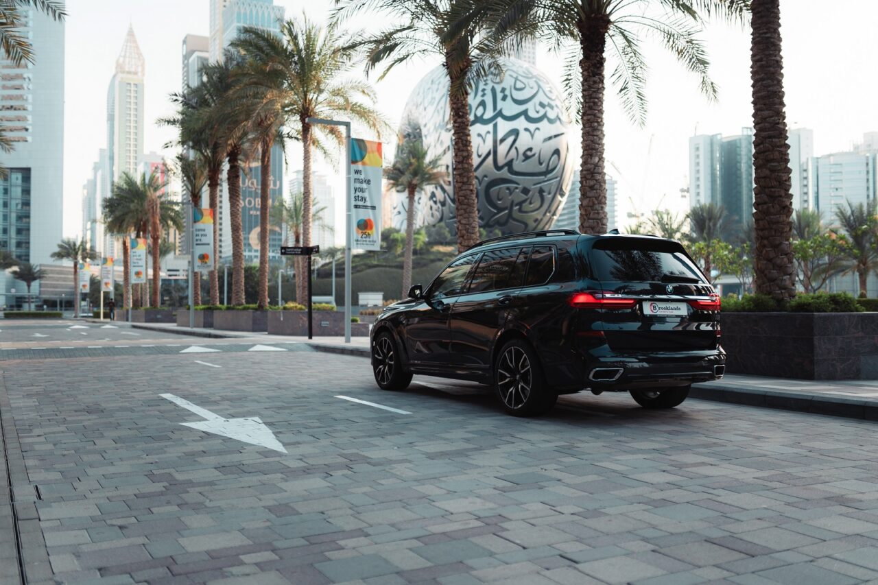 BMW X7 Black