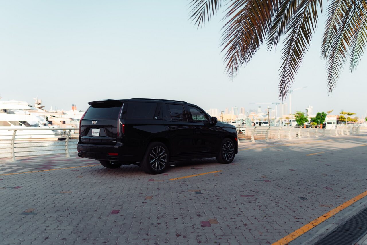 Cadillac Escalade ESV Black