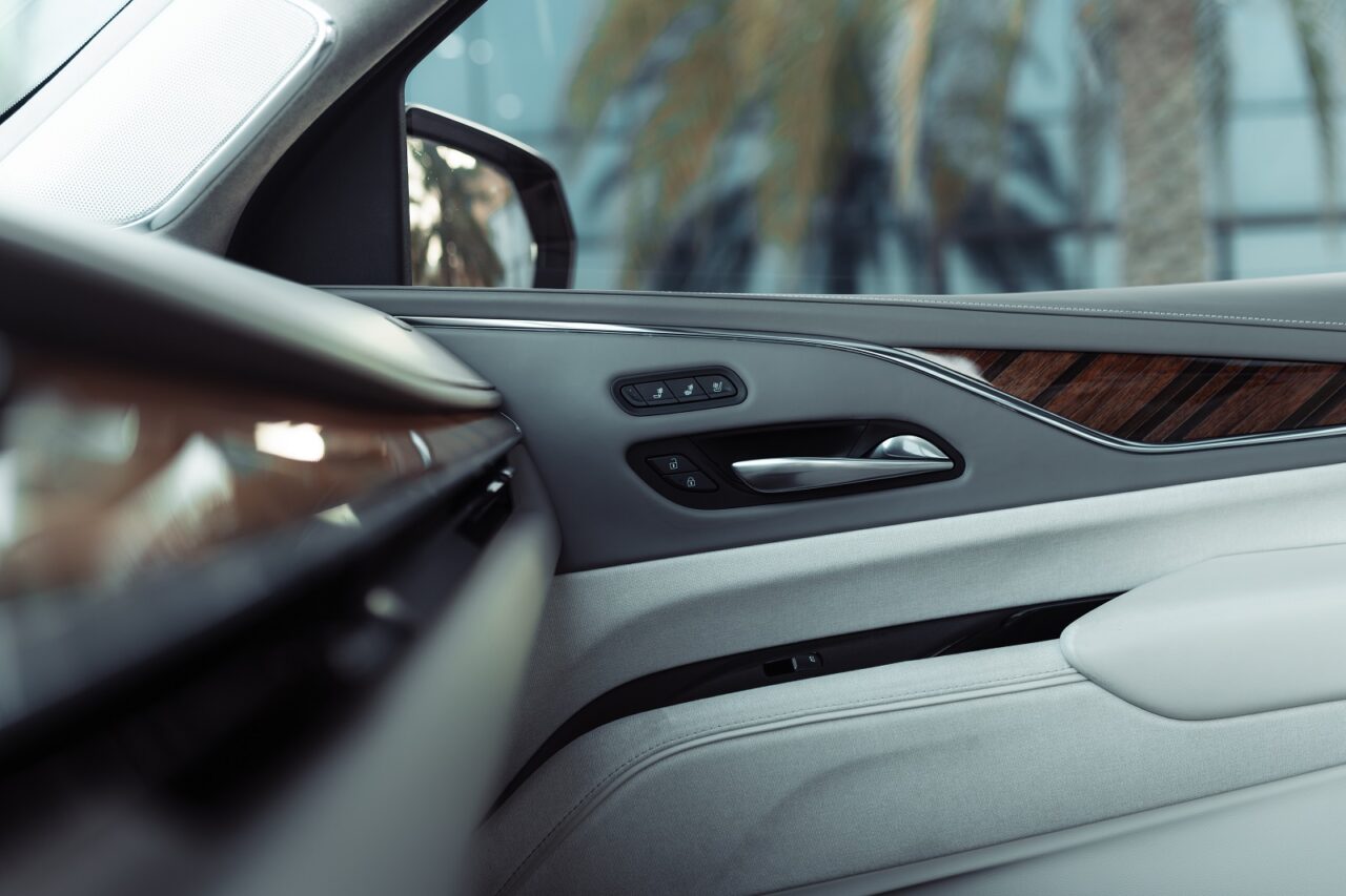 Cadillac Escalade ESV Black