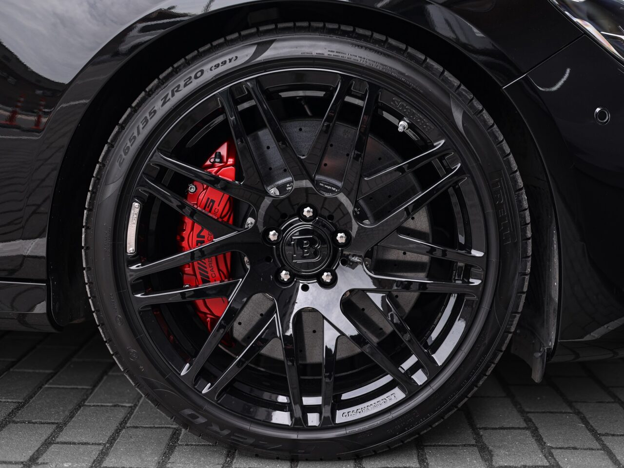 Mercedes E63S AMG Black