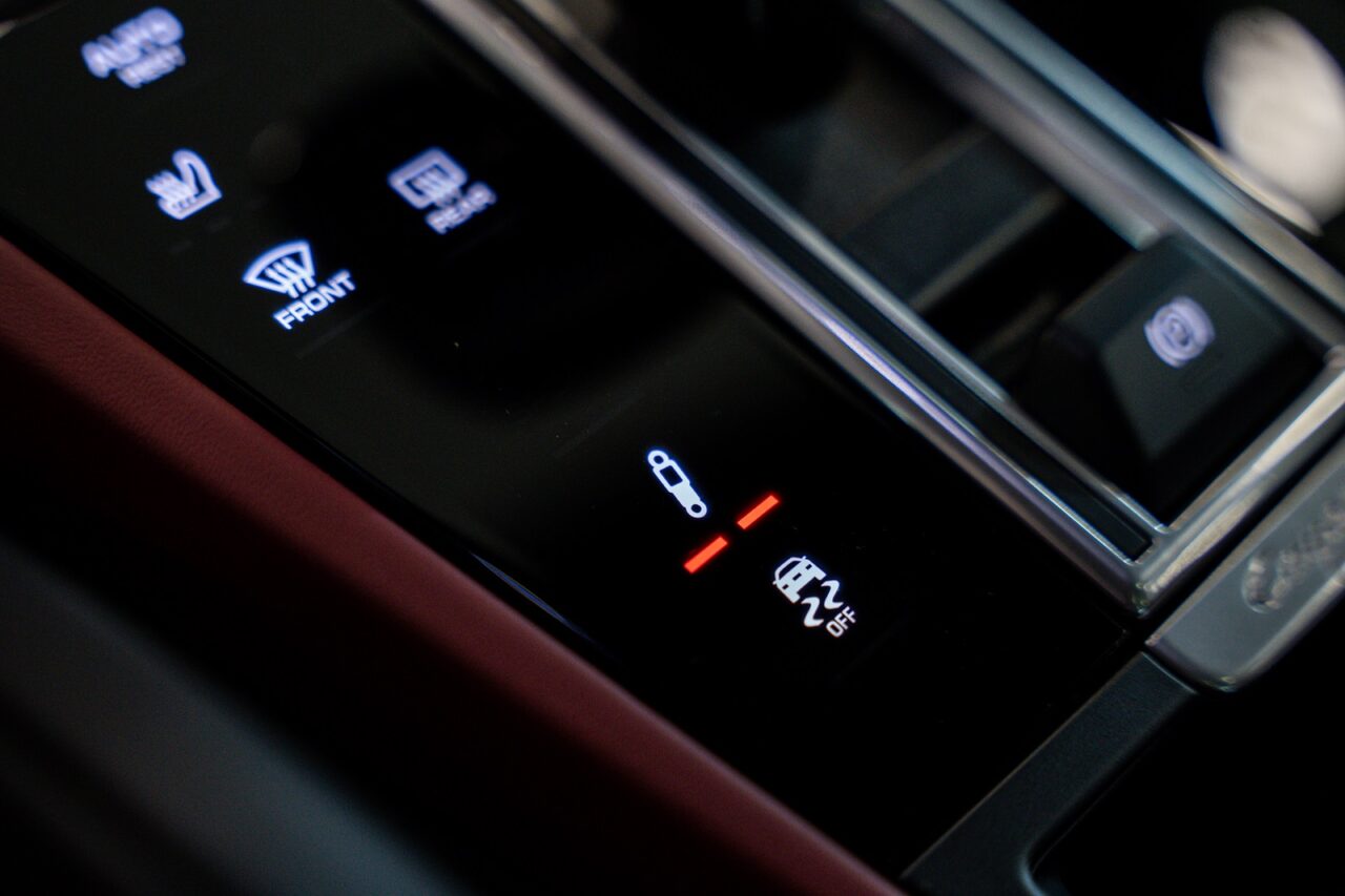 Porsche Cayenne Grey