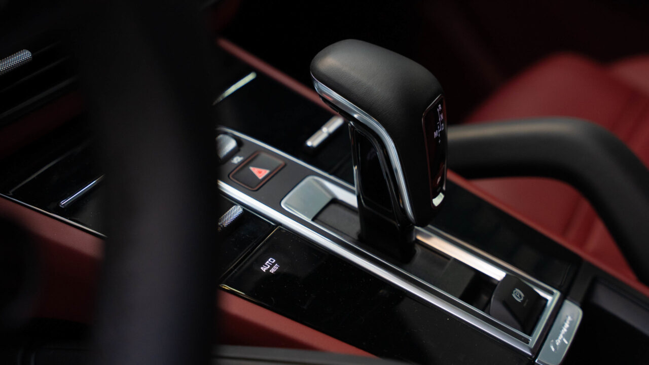 Porsche Cayenne Grey