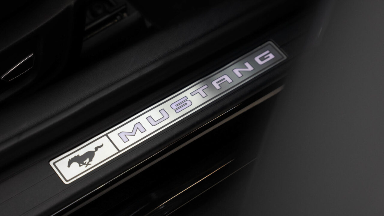 Ford Mustang Convertible Black