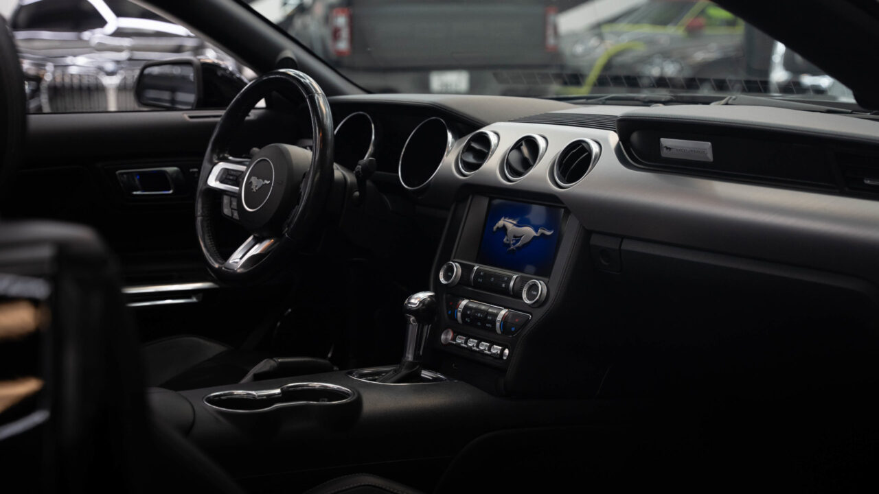 Ford Mustang Convertible Black