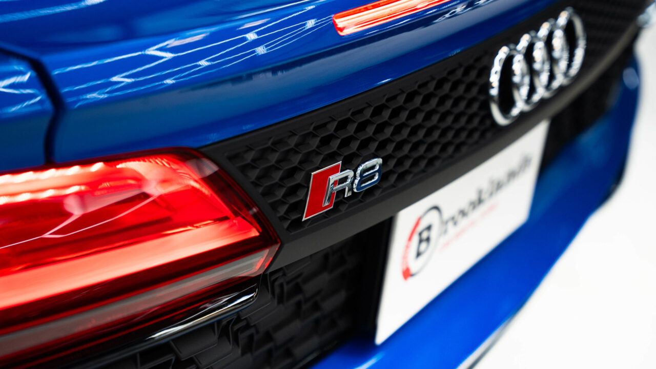Audi R8 Blue