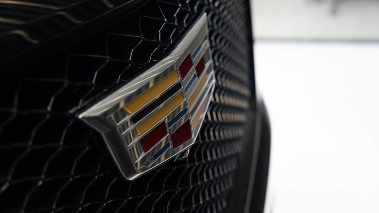 Cadillac Escalade Black M