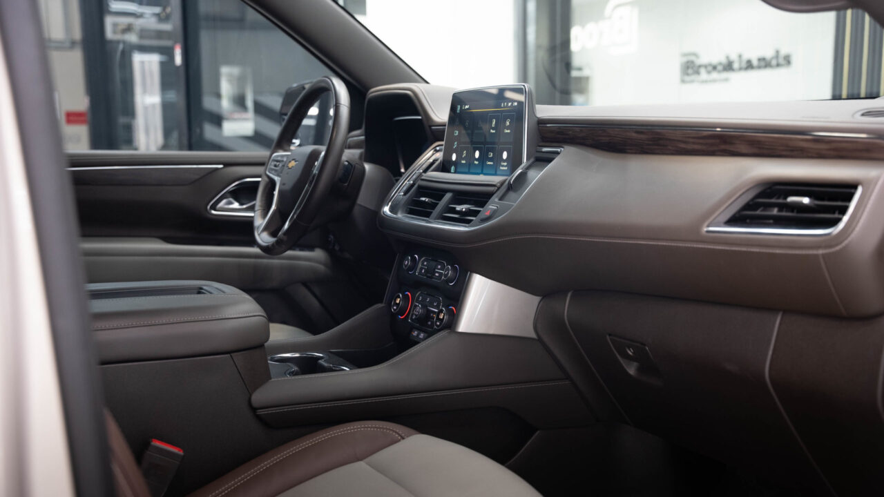 Chevrolet Tahoe Beige