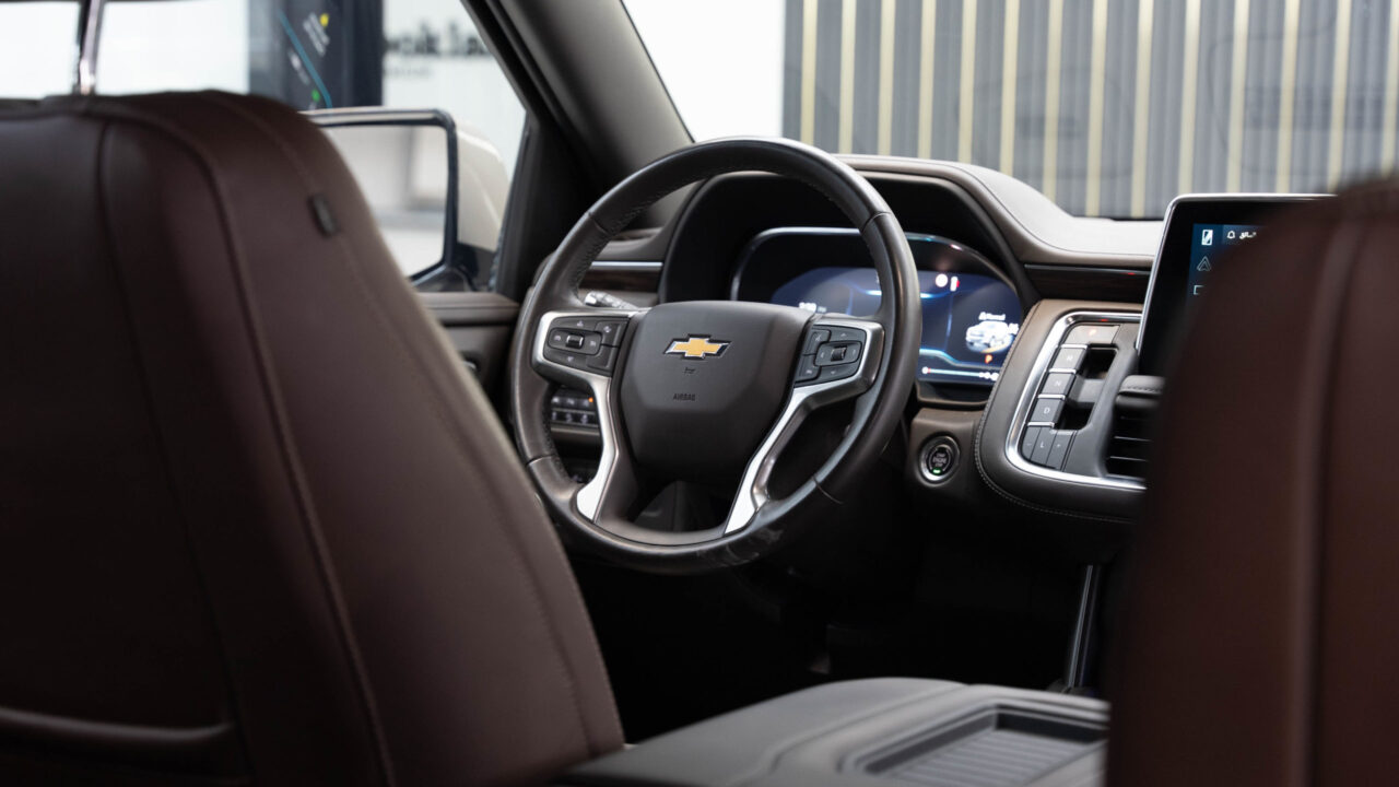 Chevrolet Tahoe Beige