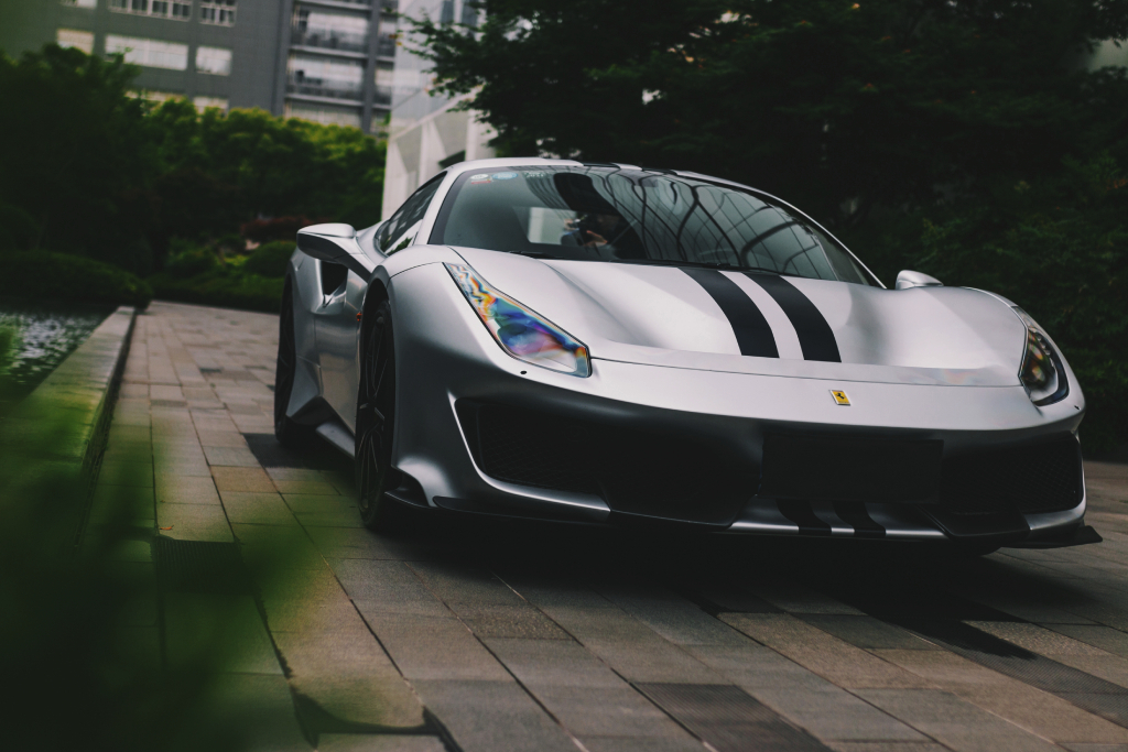 Ferrari 488 Silver
