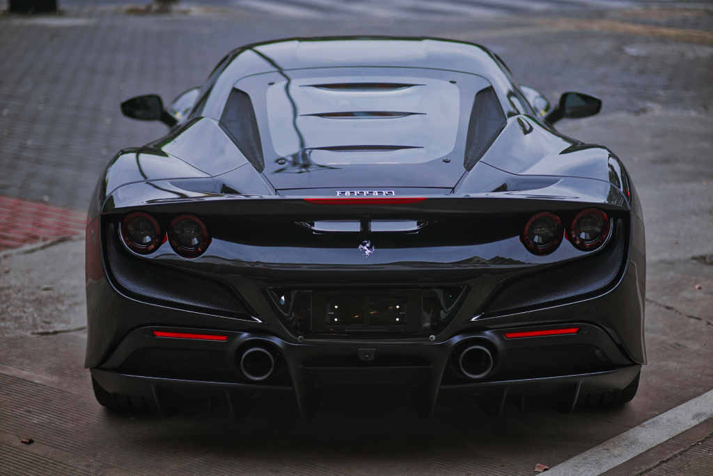 Ferrari F8 Black