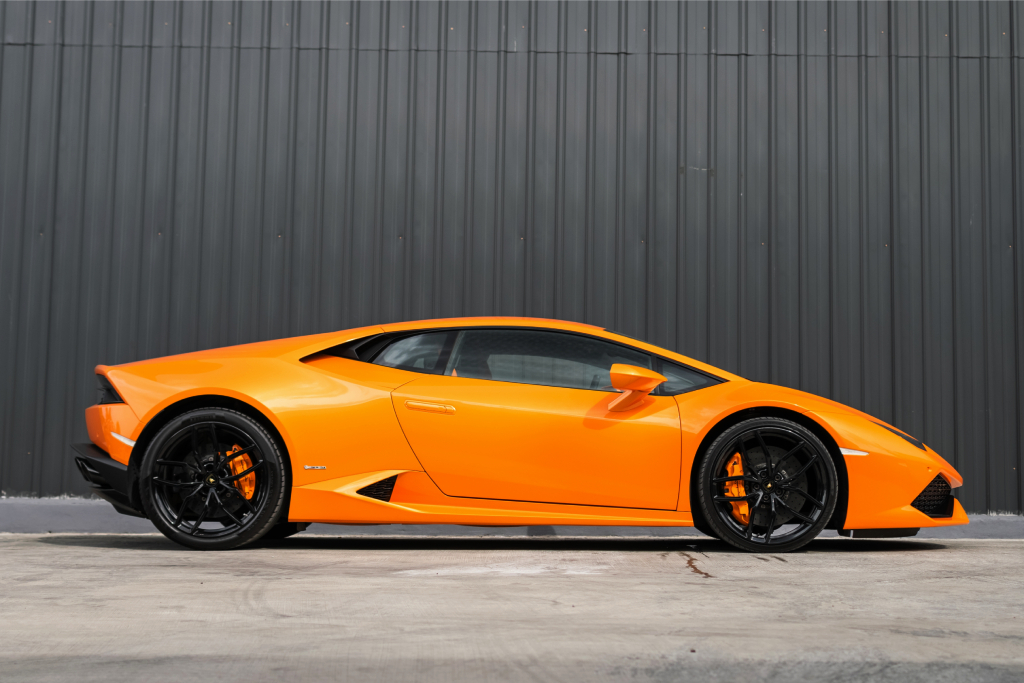 Lamborghini Huracan Orange