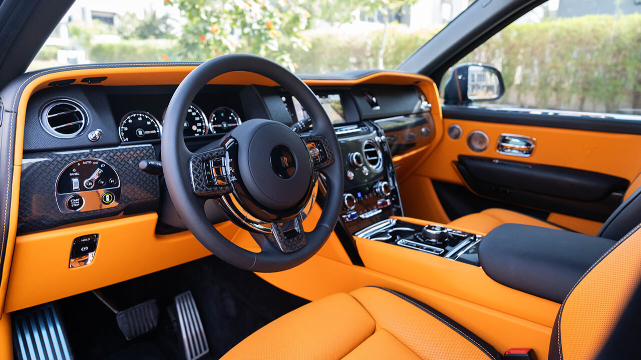 Rolls Royce Cullinan Black