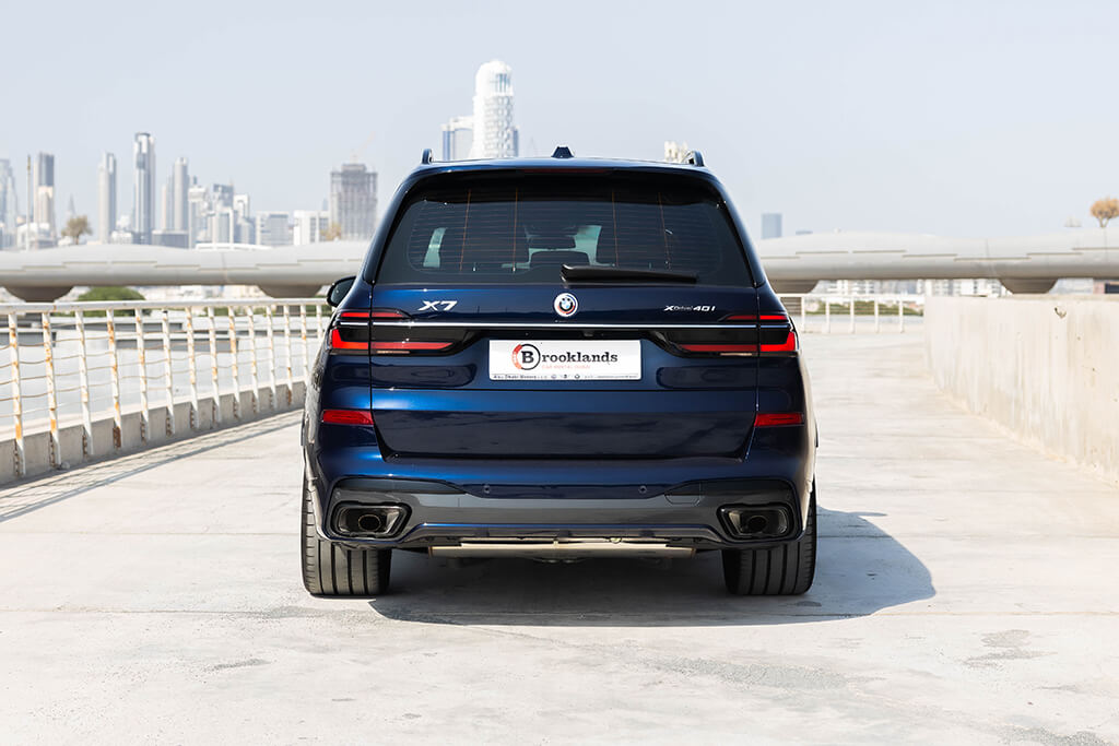 BMW X7 Restyling Dark Blue