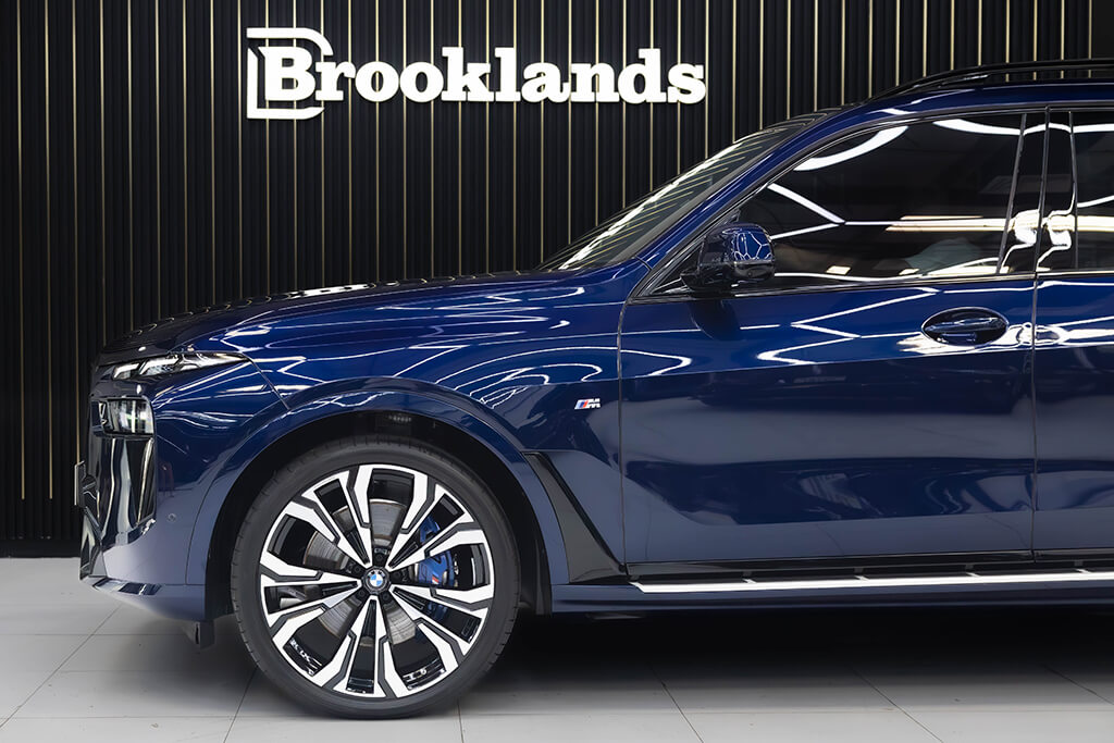 BMW X7 Restyling Dark Blue