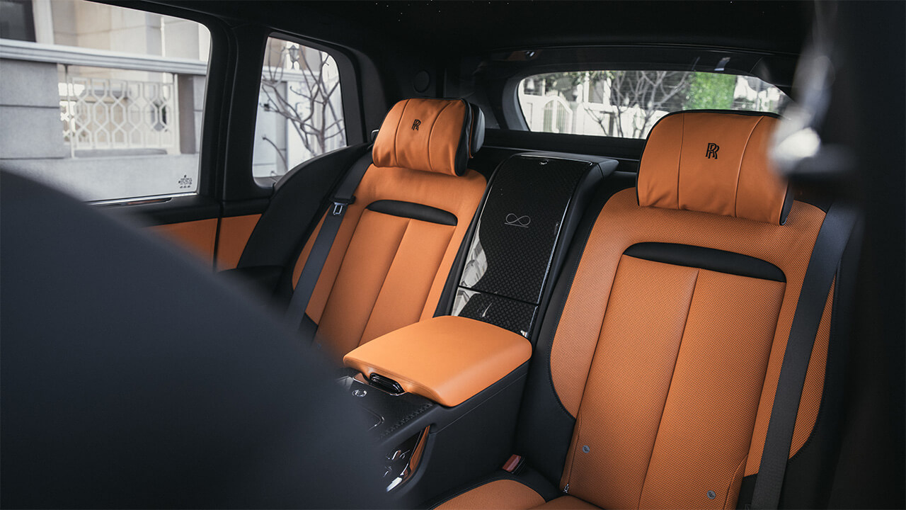 Rolls-Royce Cullinan Black Badge