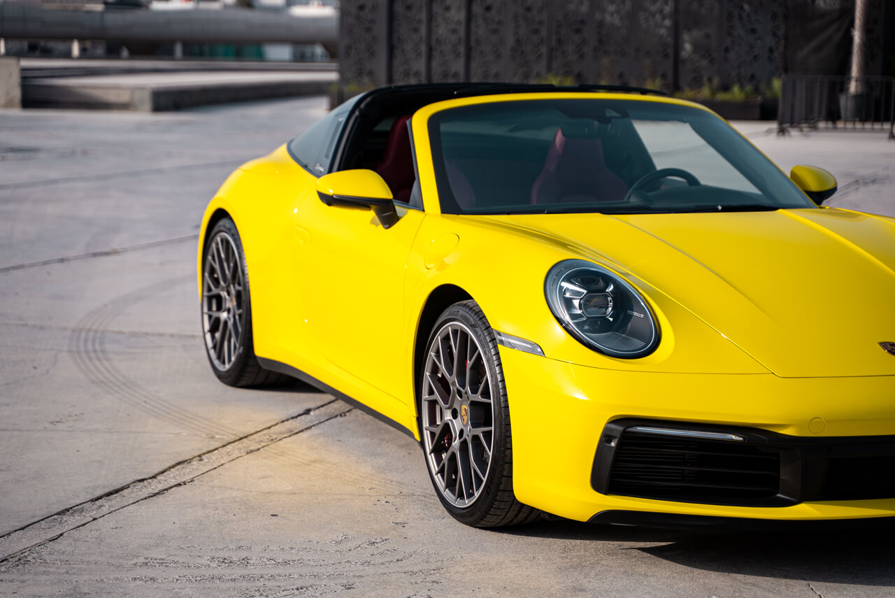 Porsche 911 Targa 4S Yellow