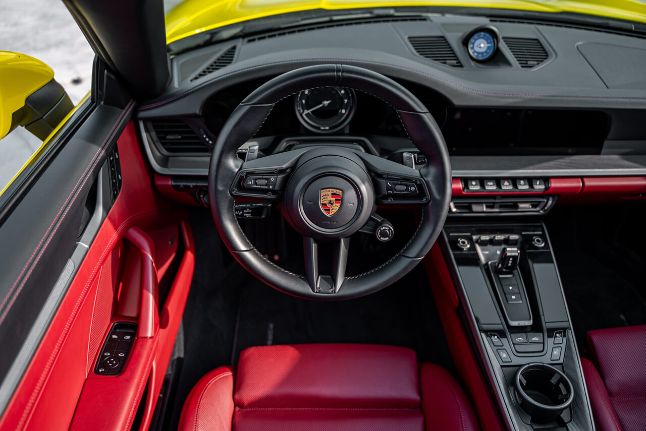 Porsche 911 Targa 4S Yellow