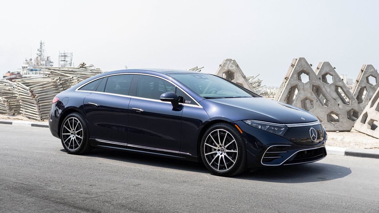 Mercedes EQS 580 Dark Blue