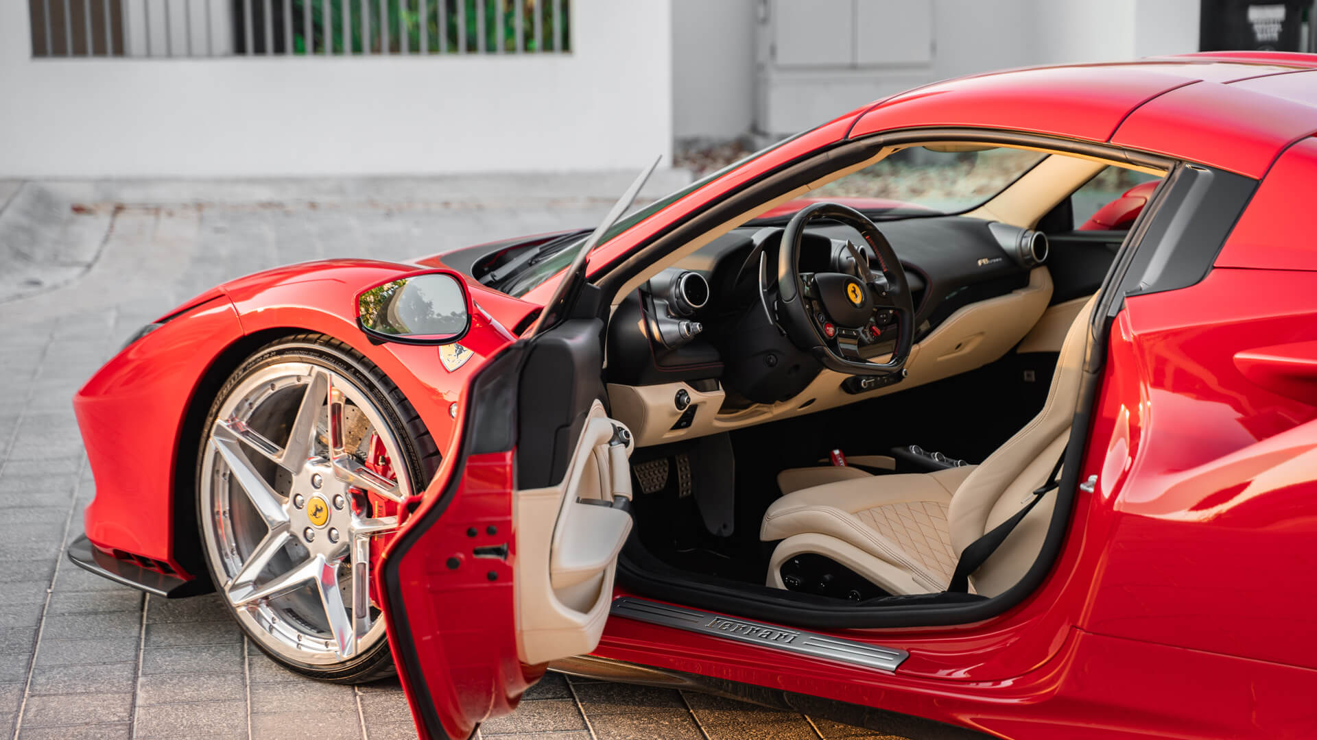 Ferrari F8 Spider Red