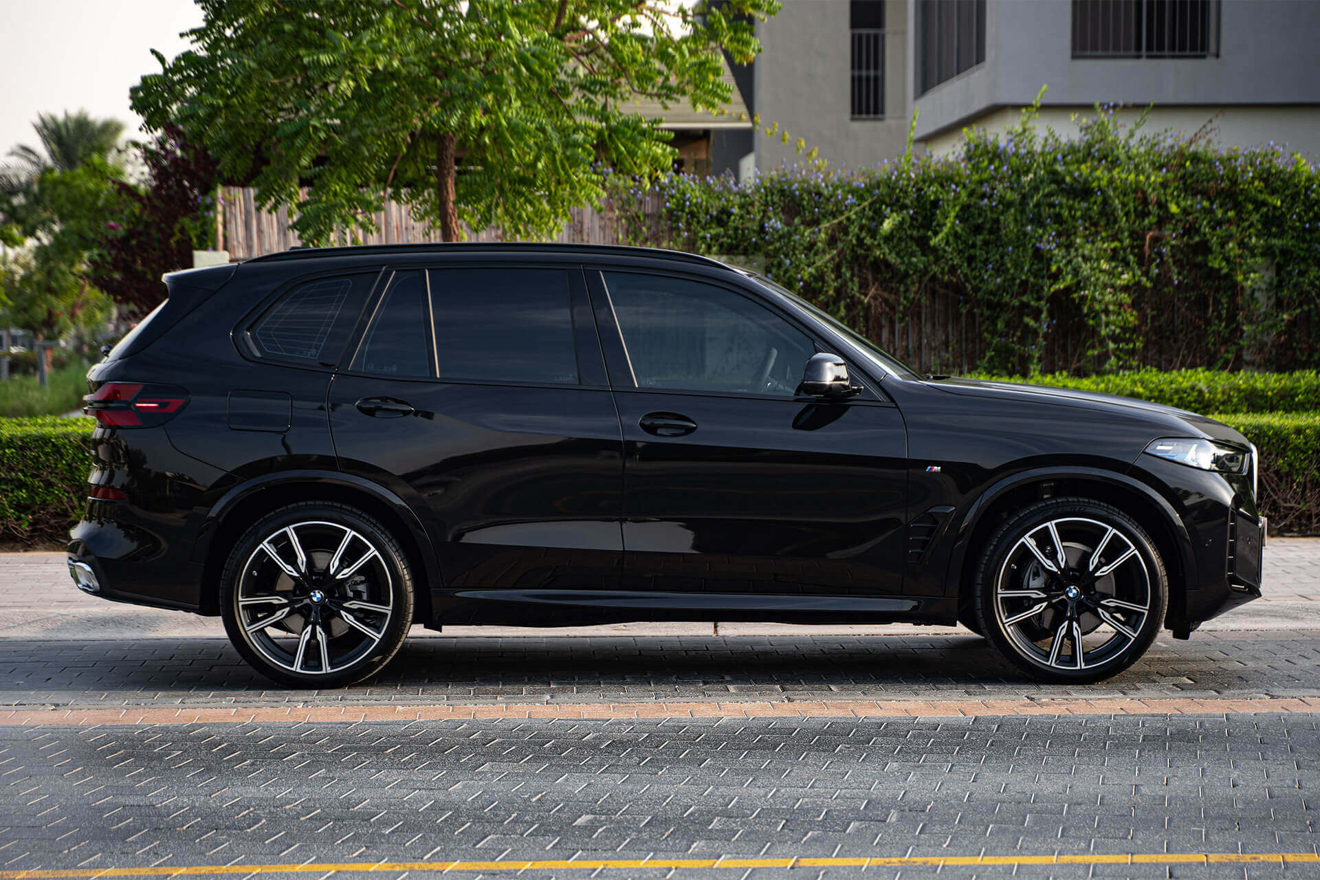 BMW X5 40i Black