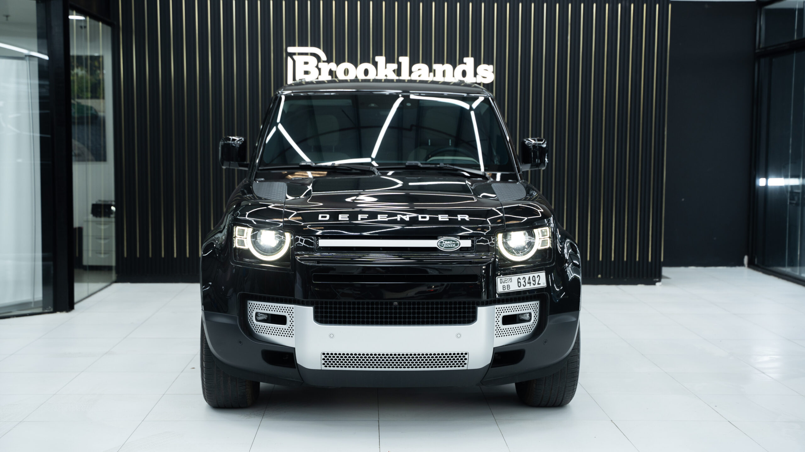 Land Rover Defender Black