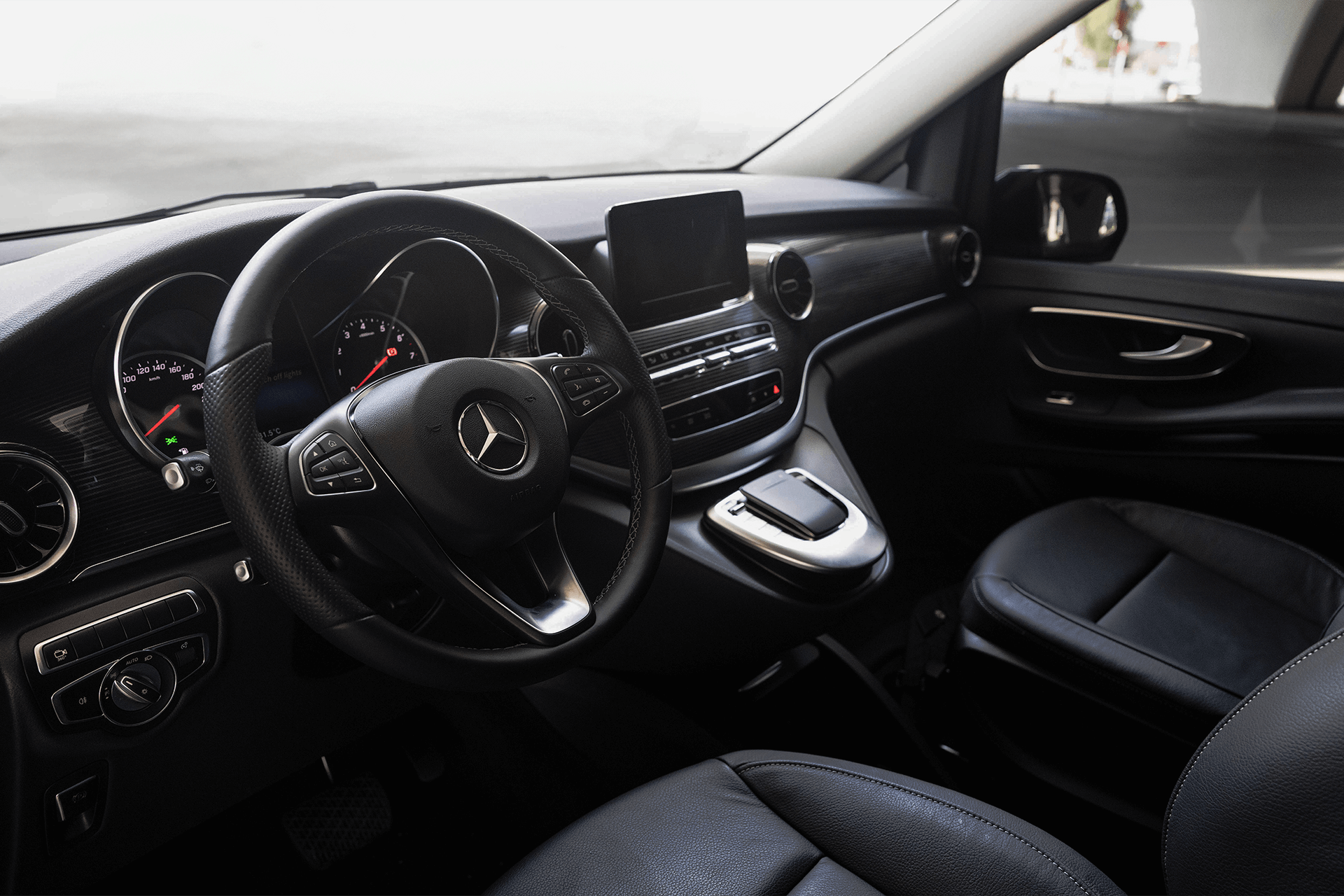 Mercedes V Class Black 250