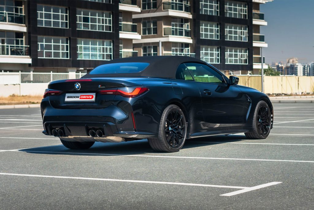 BMW M4 Competition Convertible Tanzanite Blue