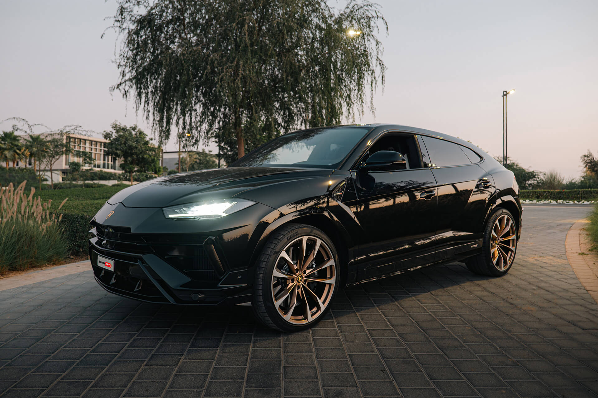 Lamborghini Urus S Nero Helene Metallic