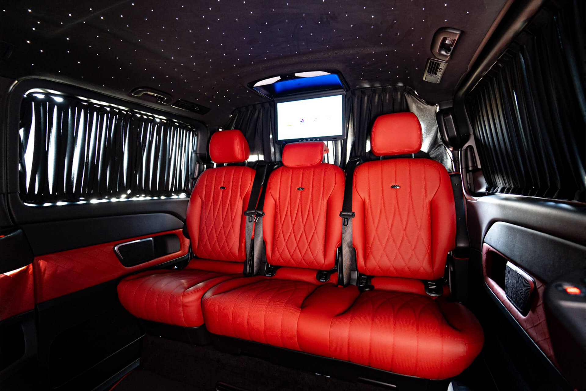 Mercedes V250 VIP Falcon Edition Black