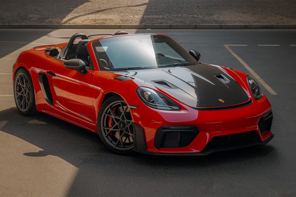 Porsche 718 Spyder RS Guards Red