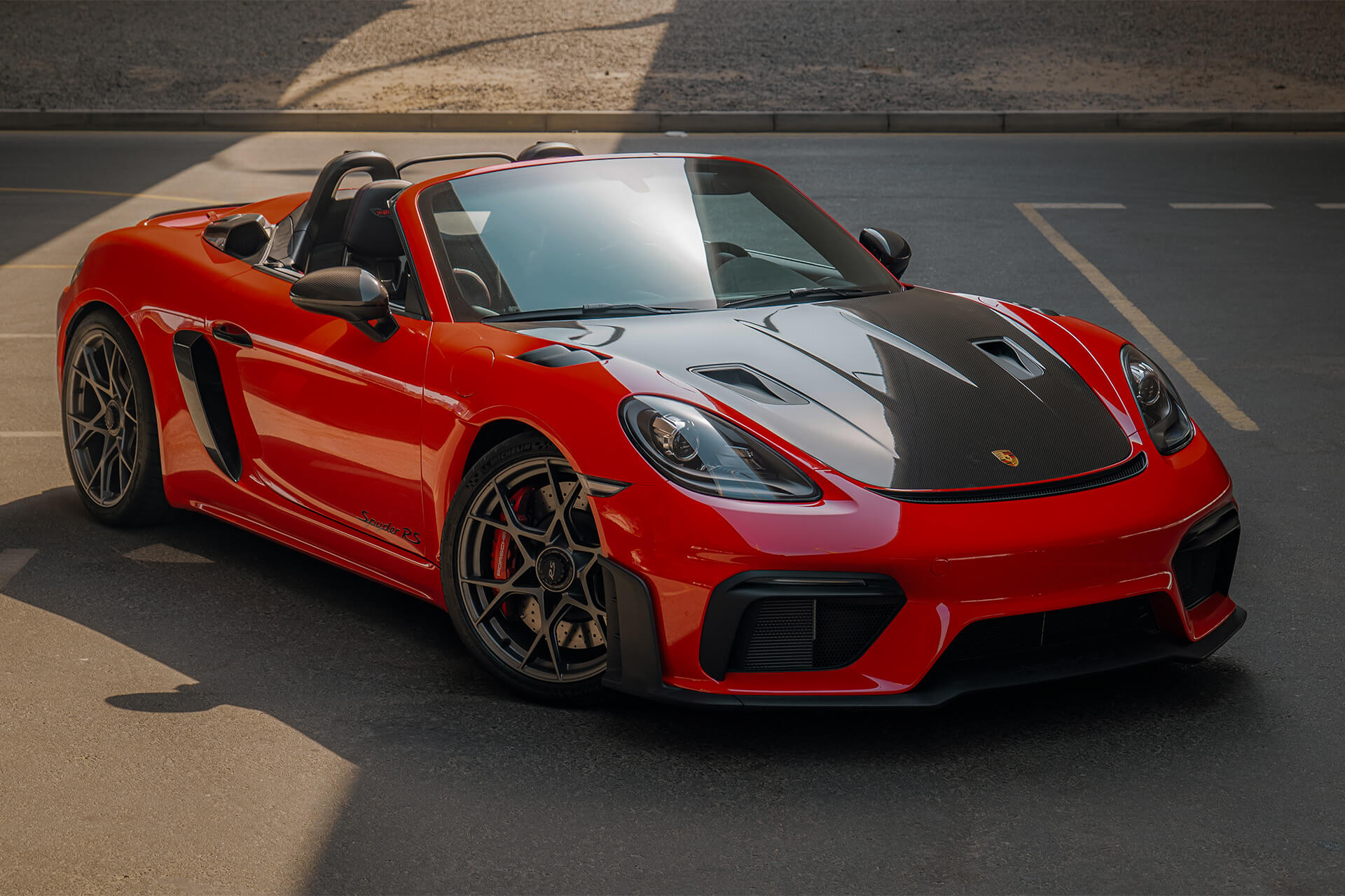 Porsche 718 Spyder RS Guards Red