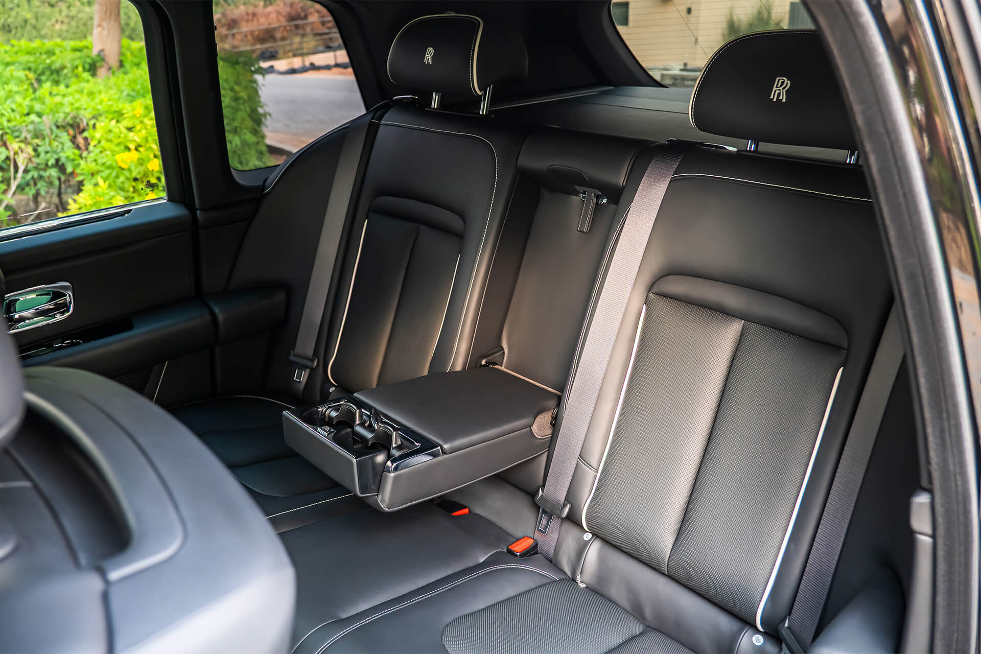 Rolls Royce Cullinan Black Badge Black